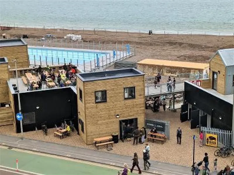 Brighton Beach Apartment Parking Free On-Site Ev 0*,